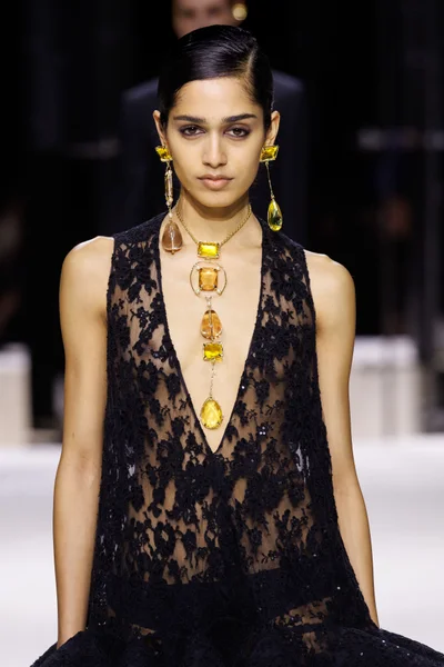 Look 117